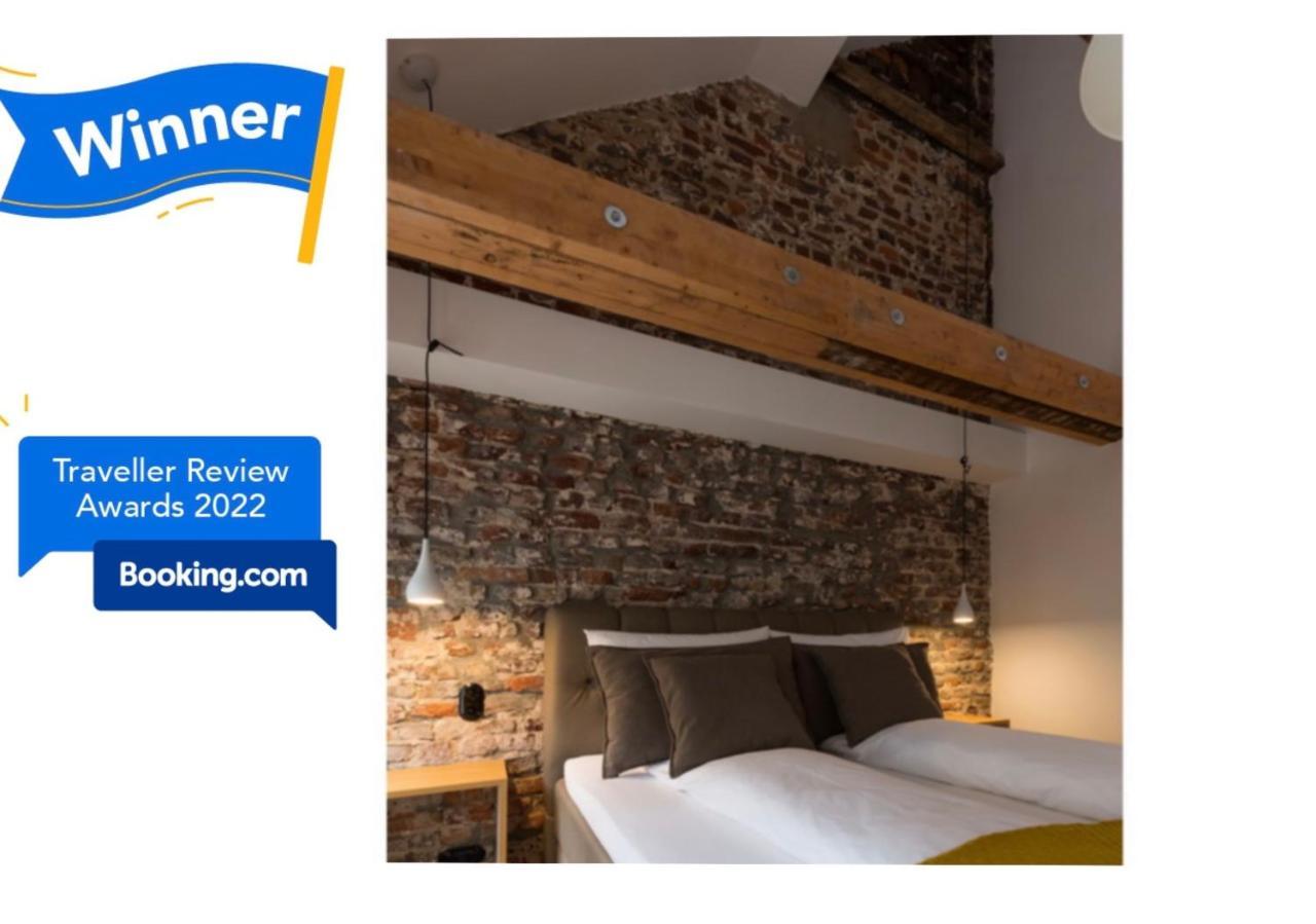 Square Rooms 20 Dusseldorf Bagian luar foto