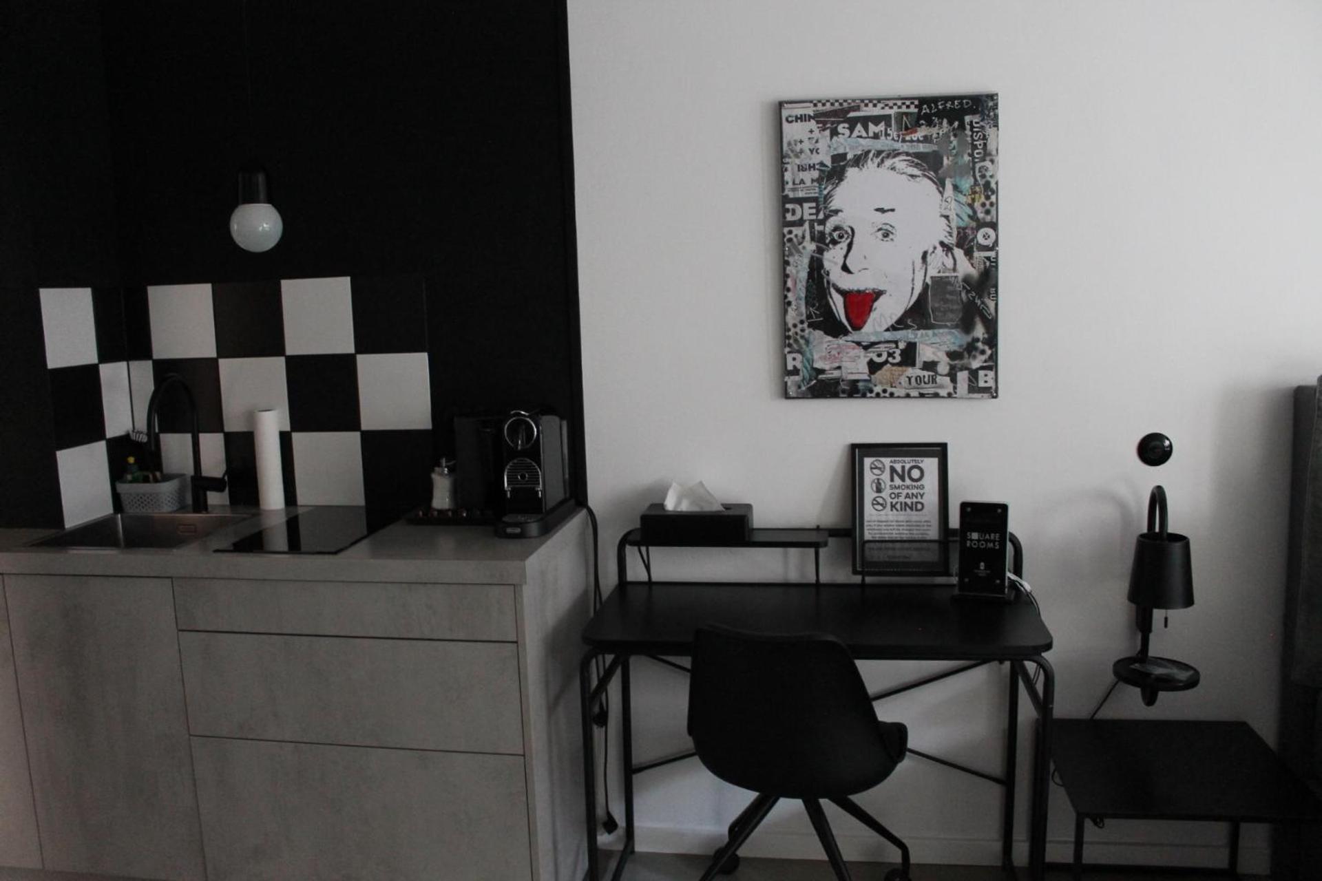Square Rooms 20 Dusseldorf Bagian luar foto