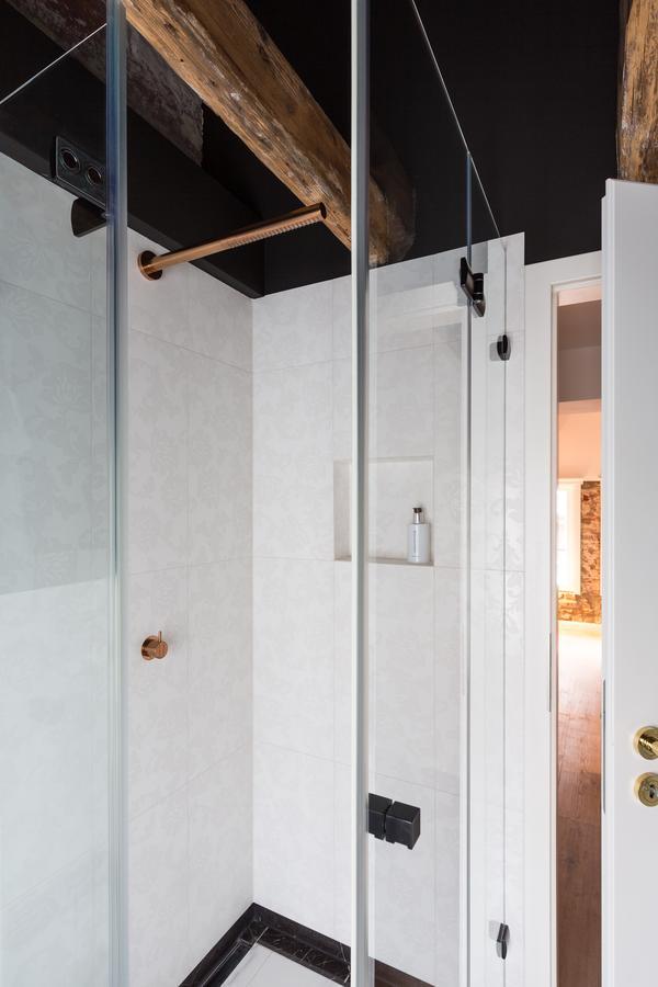 Square Rooms 20 Dusseldorf Bagian luar foto